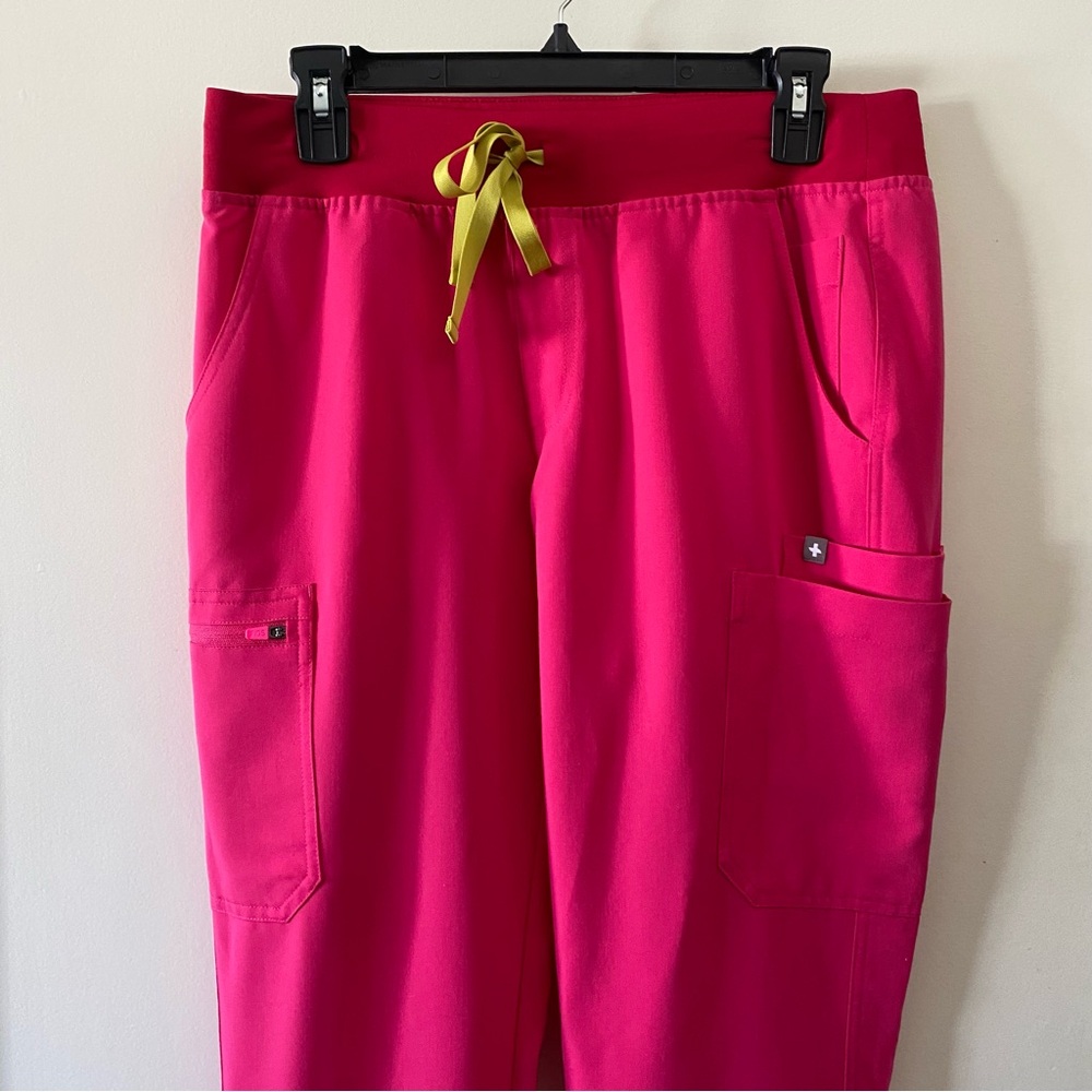 Figs‎ Yola High Waisted Hot Pink Scrub Pants, M Petite - Picture 2 of 7